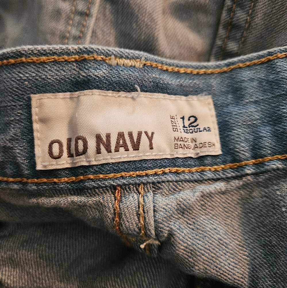 Old Navy Light Washed Rolled Hem Jeans Cropped Med Rise Size 12 - Picture 8 of 10